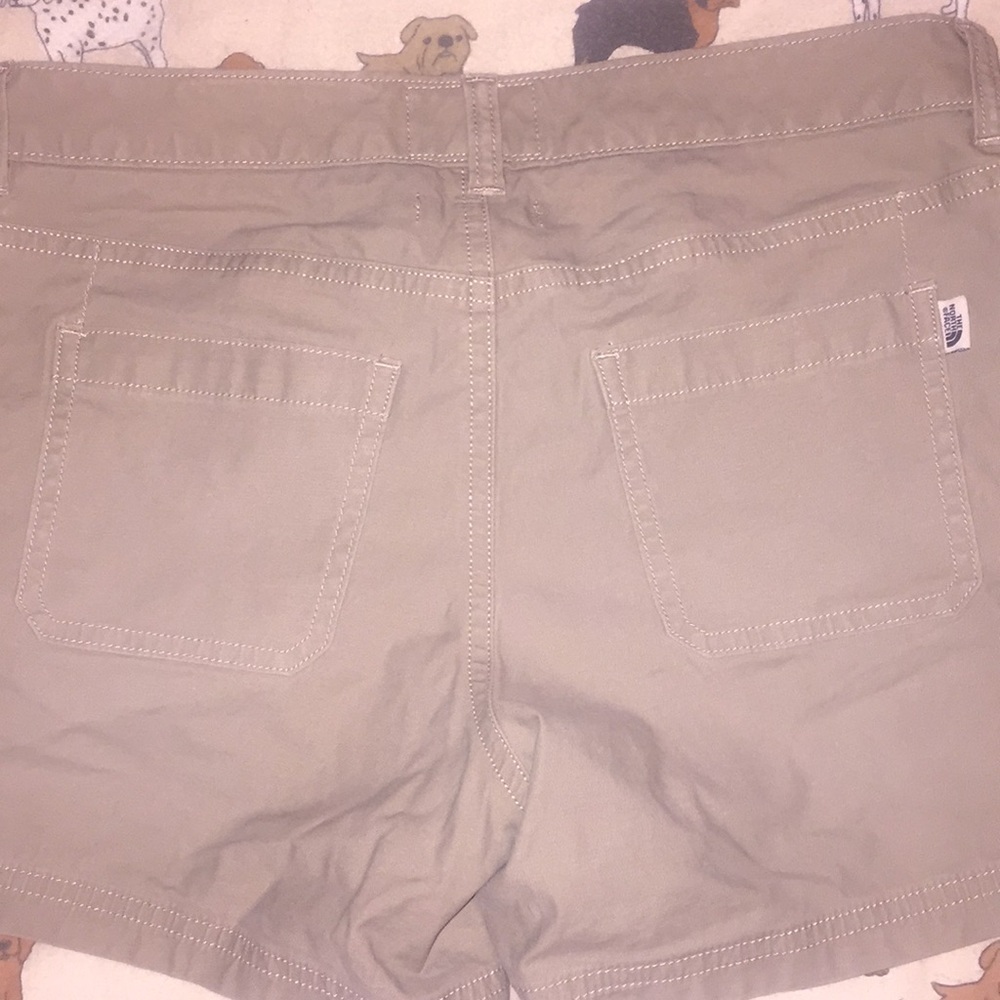 Size 4 north face - Picture 3 of 4